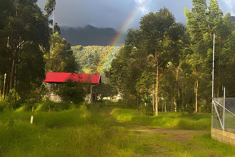 Hermosa cabaña en el campo Los Gatos de Oxapampa